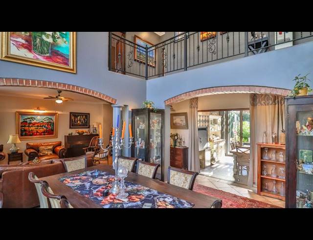 5 BEDROOM HOUSE FOR SALE IN MIDSTREAM ESTATE